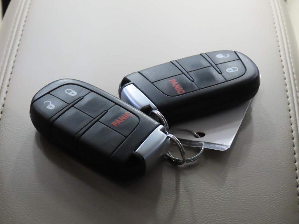 used 2022 Jeep Grand Cherokee WK car, priced at $24,842