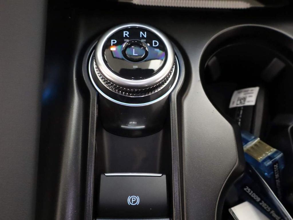 new 2025 Ford Explorer car, priced at $47,895