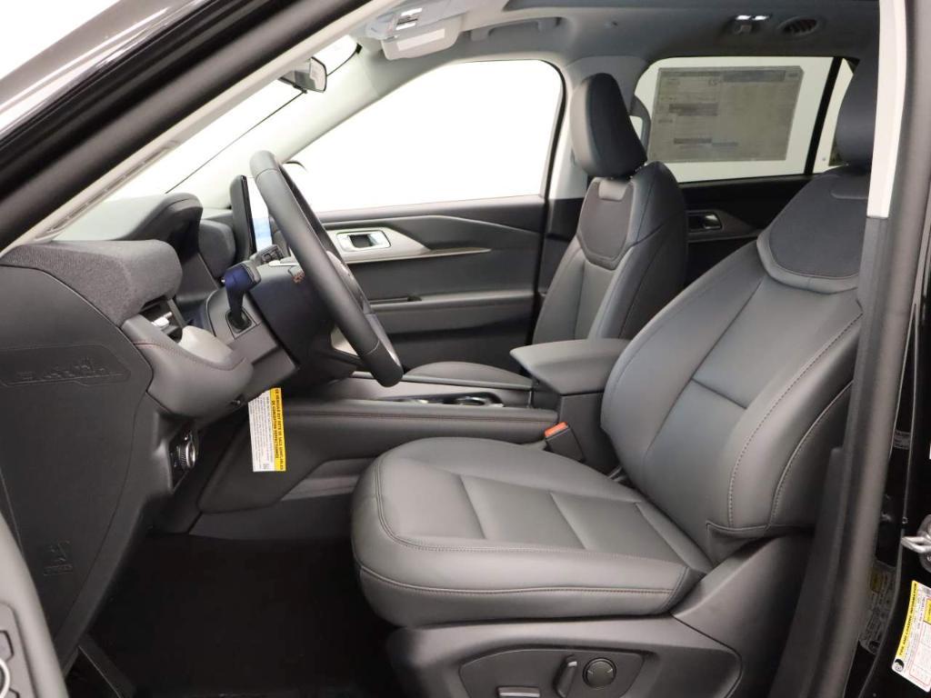 new 2025 Ford Explorer car, priced at $47,895