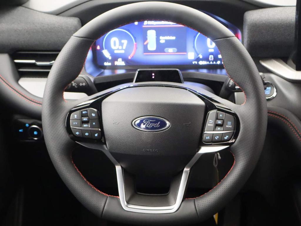 new 2025 Ford Explorer car, priced at $47,625
