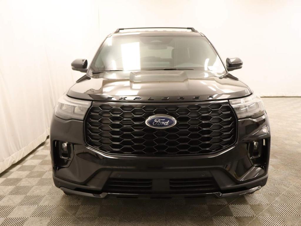 new 2025 Ford Explorer car, priced at $47,625
