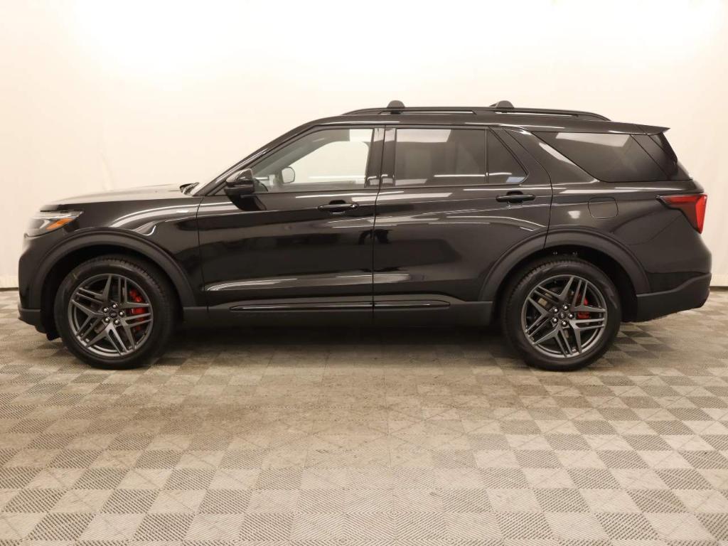 new 2025 Ford Explorer car, priced at $47,625