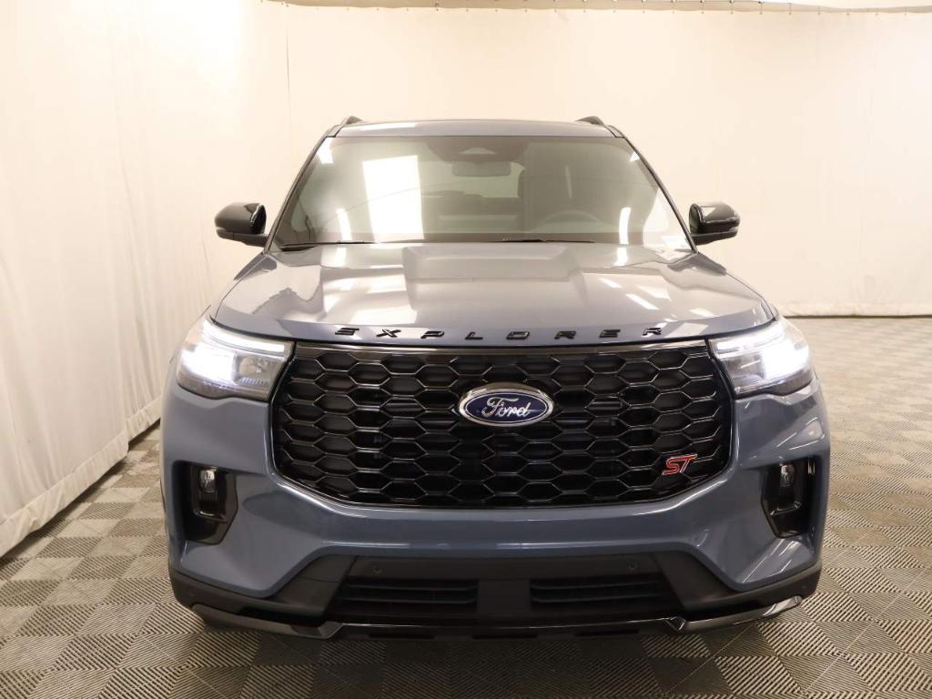 new 2025 Ford Explorer car, priced at $58,705