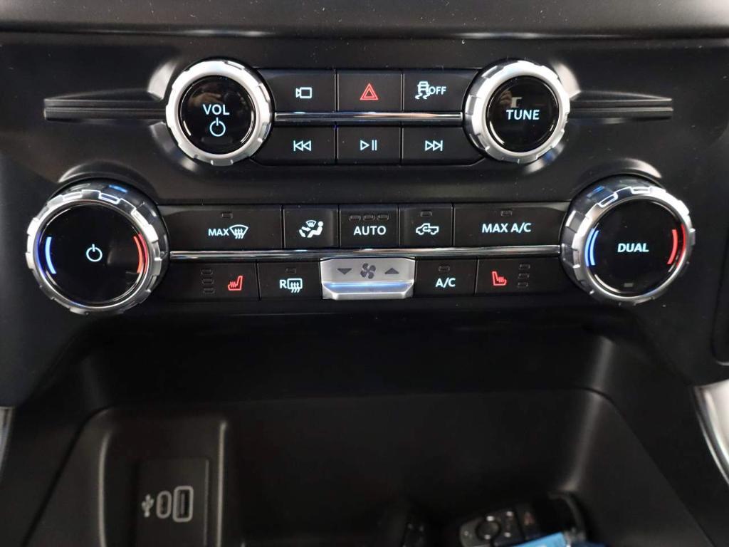 new 2025 Ford F-150 car, priced at $62,039