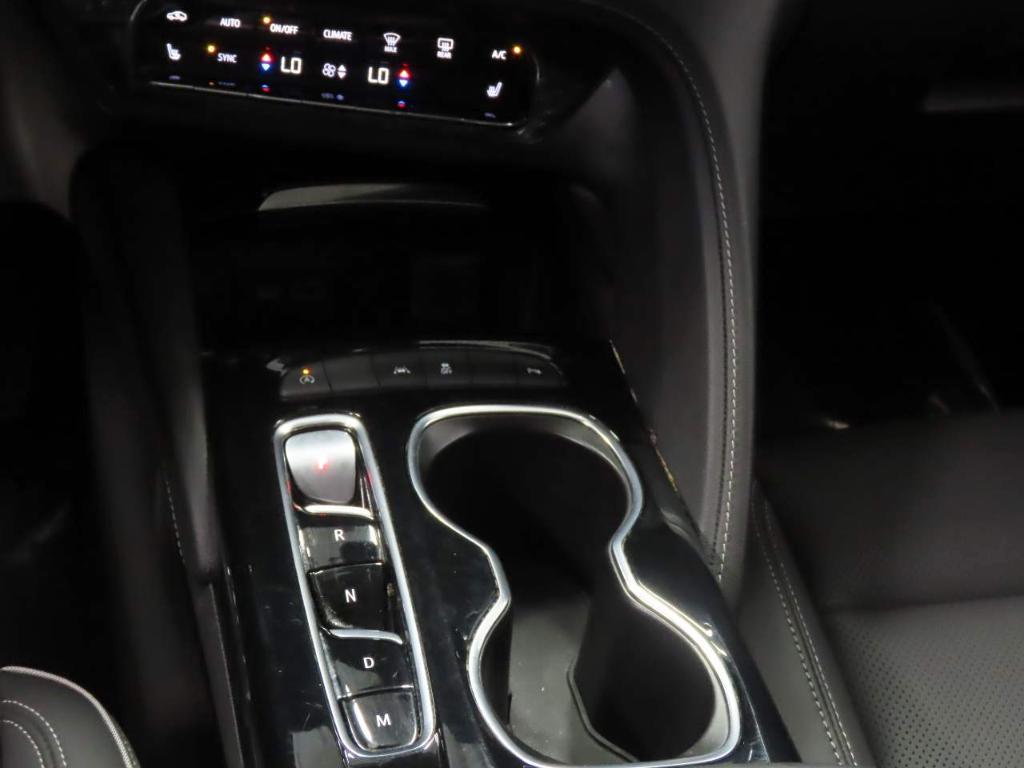 used 2023 Buick Envision car, priced at $25,962