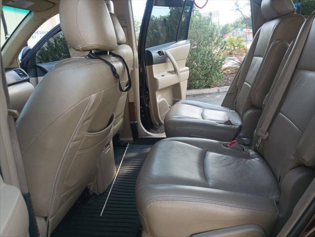used 2012 Toyota Highlander car, priced at $9,995