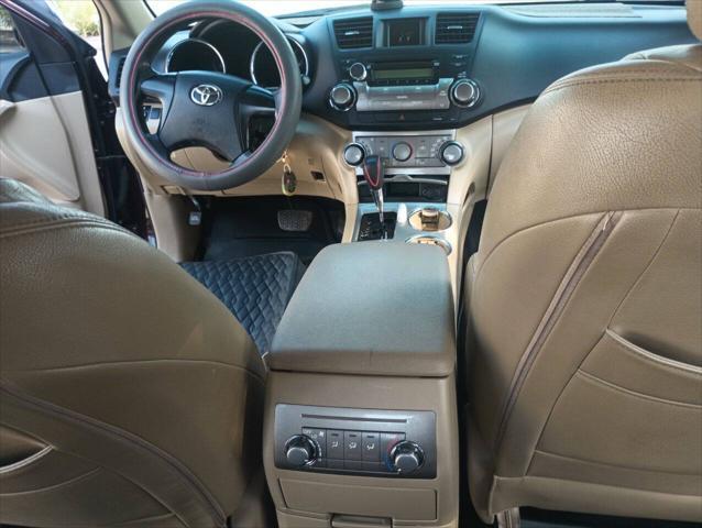 used 2012 Toyota Highlander car, priced at $9,995