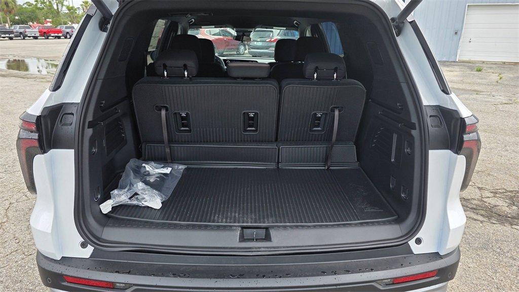 new 2025 Chevrolet Traverse car, priced at $41,510