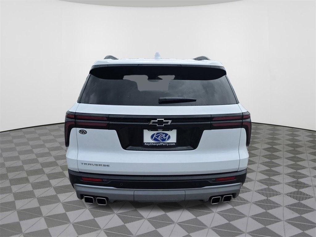 new 2025 Chevrolet Traverse car, priced at $41,510
