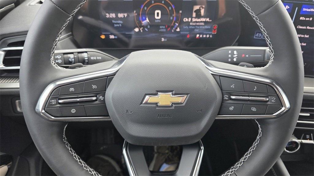 new 2025 Chevrolet Traverse car, priced at $41,510