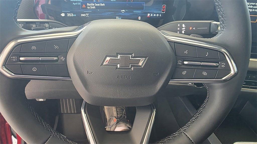 new 2025 Chevrolet Equinox car, priced at $33,325
