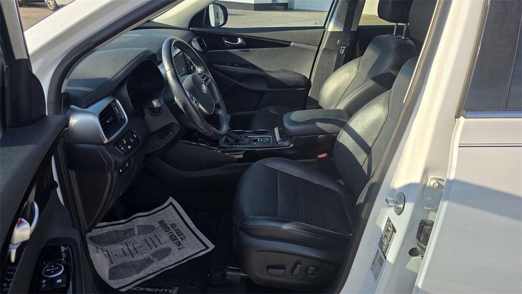 used 2019 Kia Sorento car, priced at $17,750