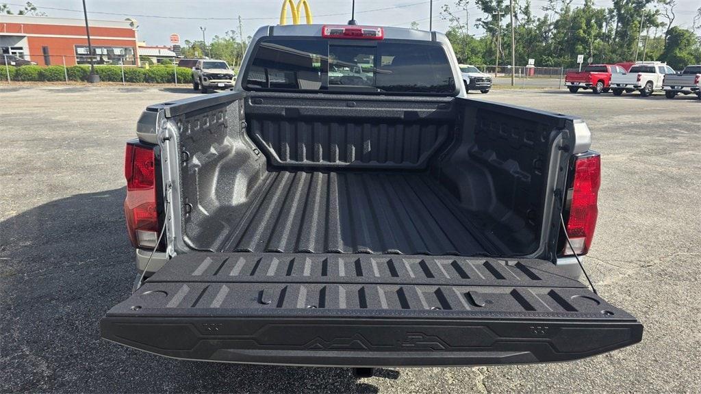 new 2025 Chevrolet Colorado car, priced at $33,610