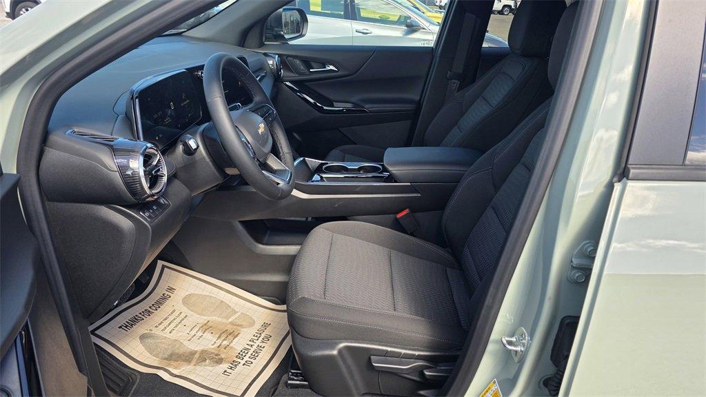 new 2025 Chevrolet Equinox car, priced at $26,995