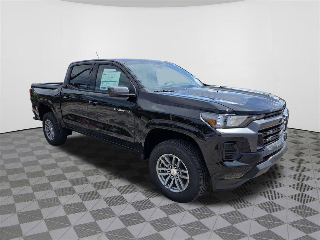 new 2025 Chevrolet Colorado car, priced at $35,085