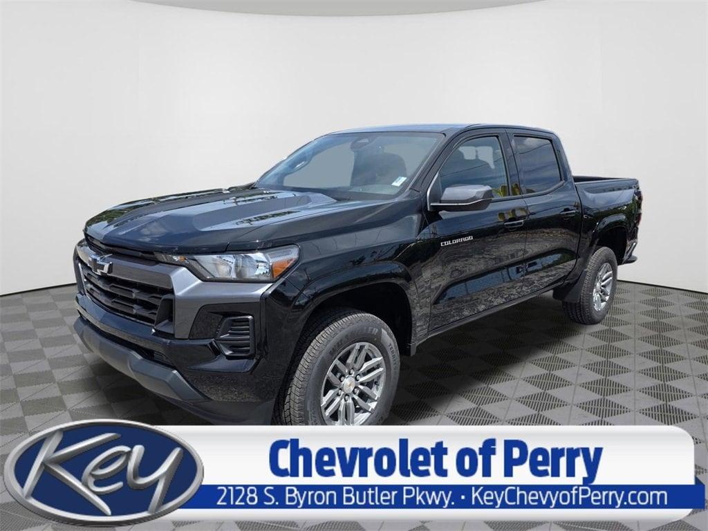new 2025 Chevrolet Colorado car, priced at $36,085