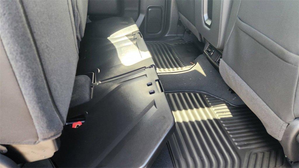 new 2024 Chevrolet Silverado 1500 car, priced at $42,320