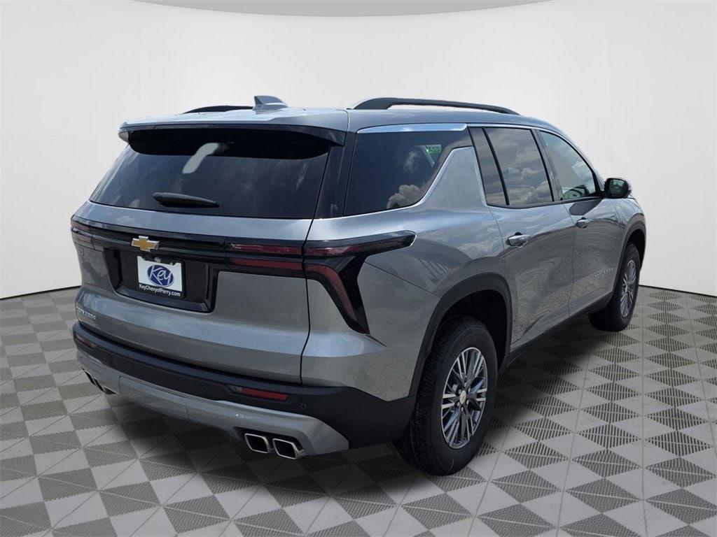 new 2025 Chevrolet Traverse car, priced at $39,100