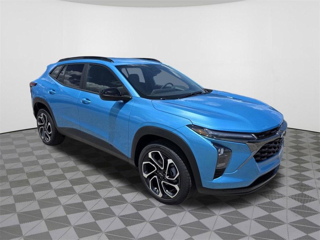 new 2025 Chevrolet Trax car, priced at $24,225