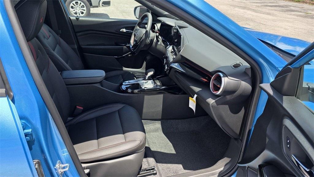 new 2025 Chevrolet Trax car, priced at $24,225