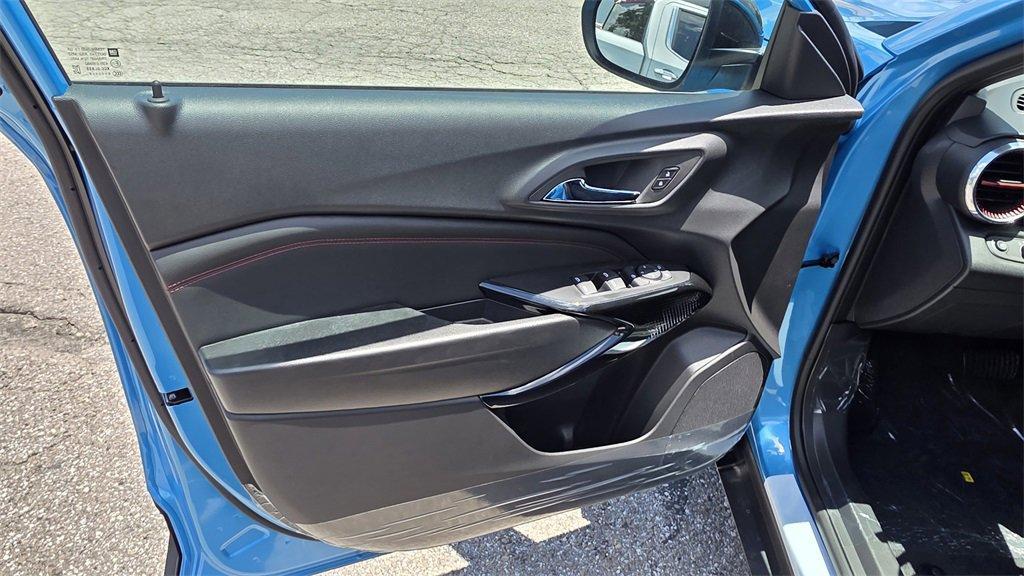 new 2025 Chevrolet Trax car, priced at $24,225