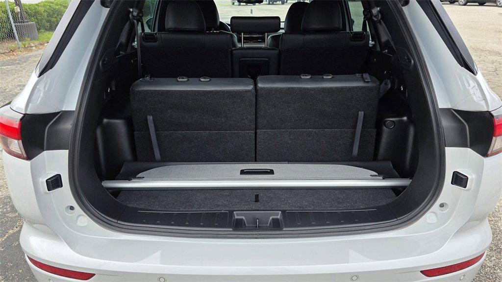 used 2023 Mitsubishi Outlander car, priced at $27,999