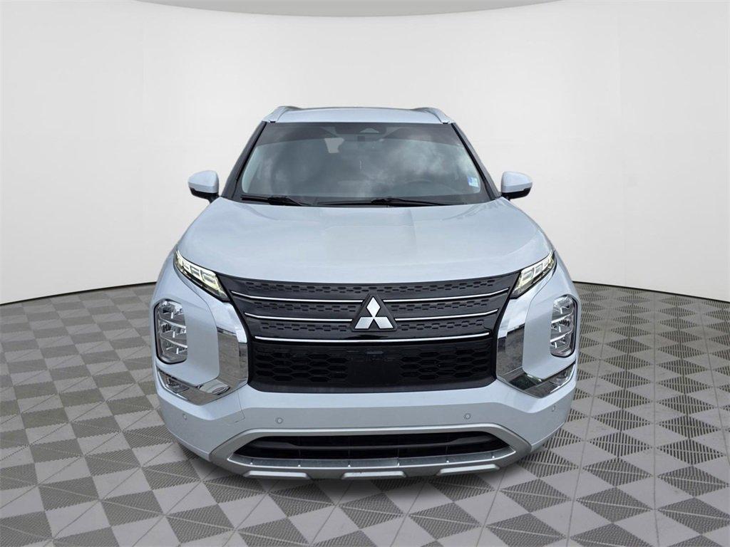 used 2023 Mitsubishi Outlander car, priced at $27,999
