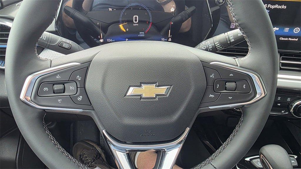 new 2025 Chevrolet Trax car, priced at $23,035
