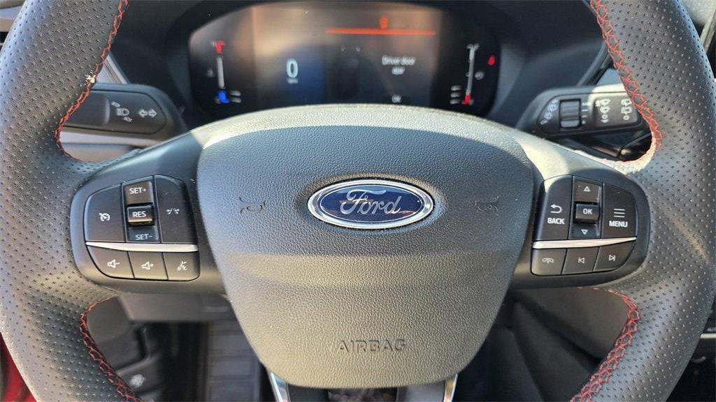 used 2023 Ford Escape car, priced at $20,999