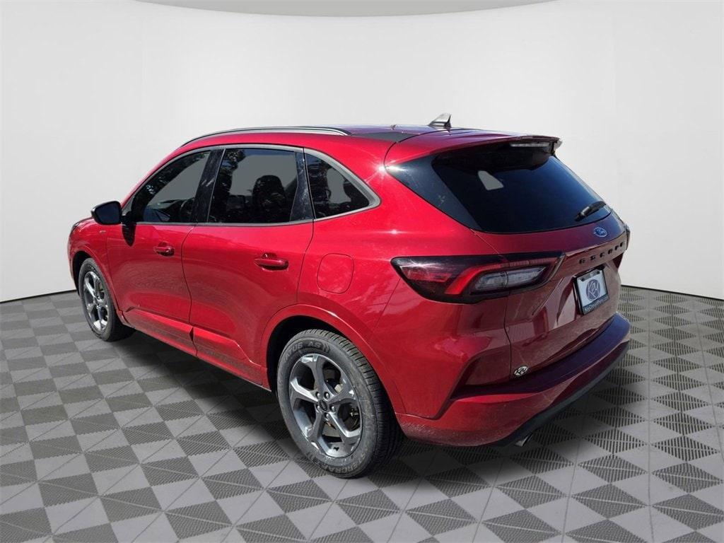 used 2023 Ford Escape car, priced at $20,999