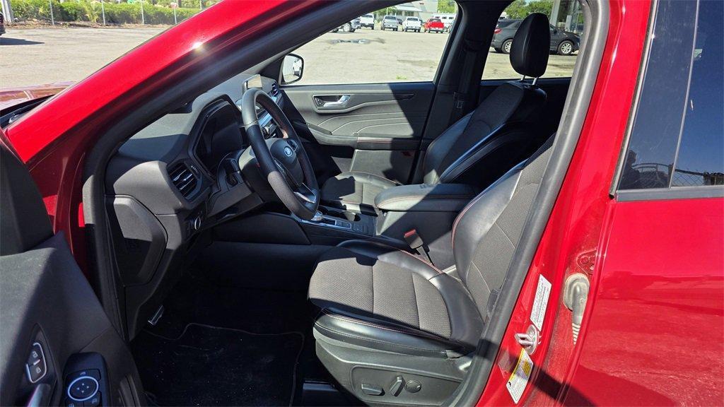 used 2023 Ford Escape car, priced at $20,999