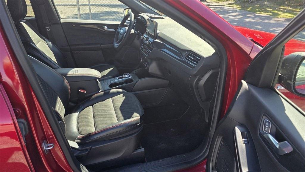used 2023 Ford Escape car, priced at $20,999
