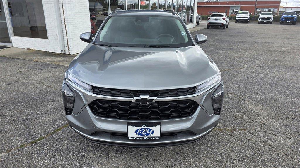new 2025 Chevrolet Trax car, priced at $23,035