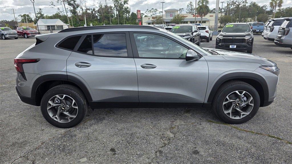 new 2025 Chevrolet Trax car, priced at $23,035