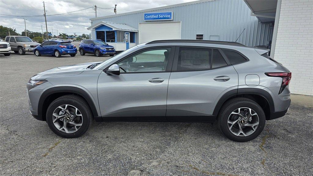 new 2025 Chevrolet Trax car, priced at $23,035