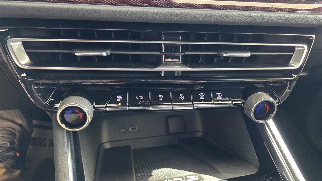 new 2025 Chevrolet Traverse car, priced at $49,695