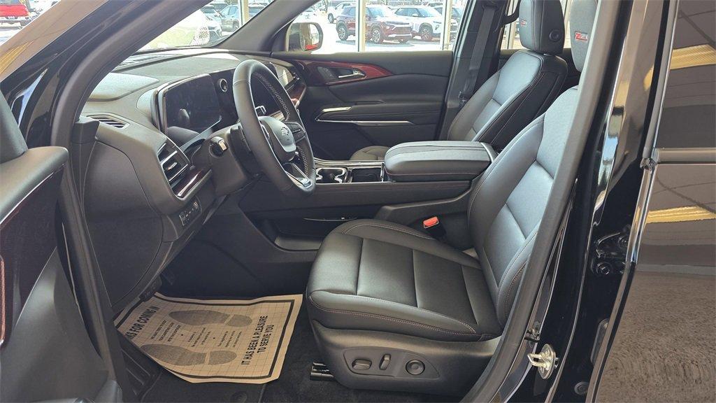 new 2025 Chevrolet Traverse car, priced at $49,695
