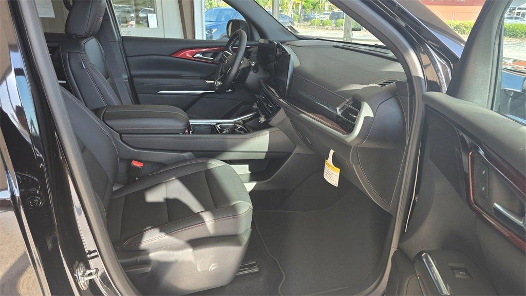 new 2025 Chevrolet Traverse car, priced at $49,695