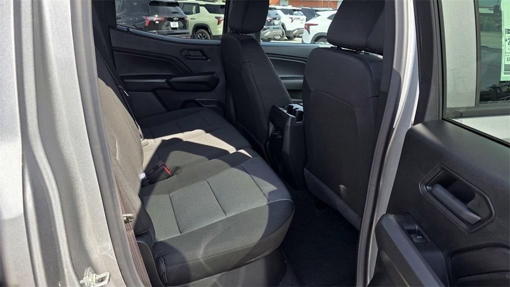new 2026 Chevrolet Colorado car, priced at $30,995