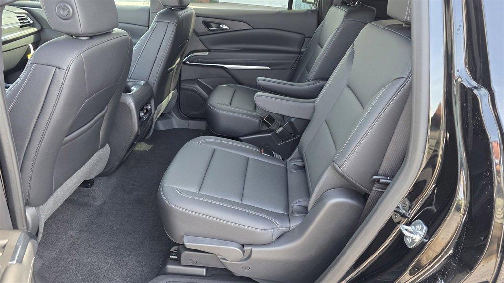 new 2025 Chevrolet Traverse car, priced at $42,285