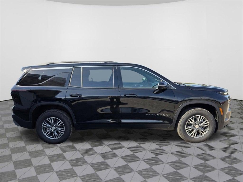 new 2025 Chevrolet Traverse car, priced at $42,285