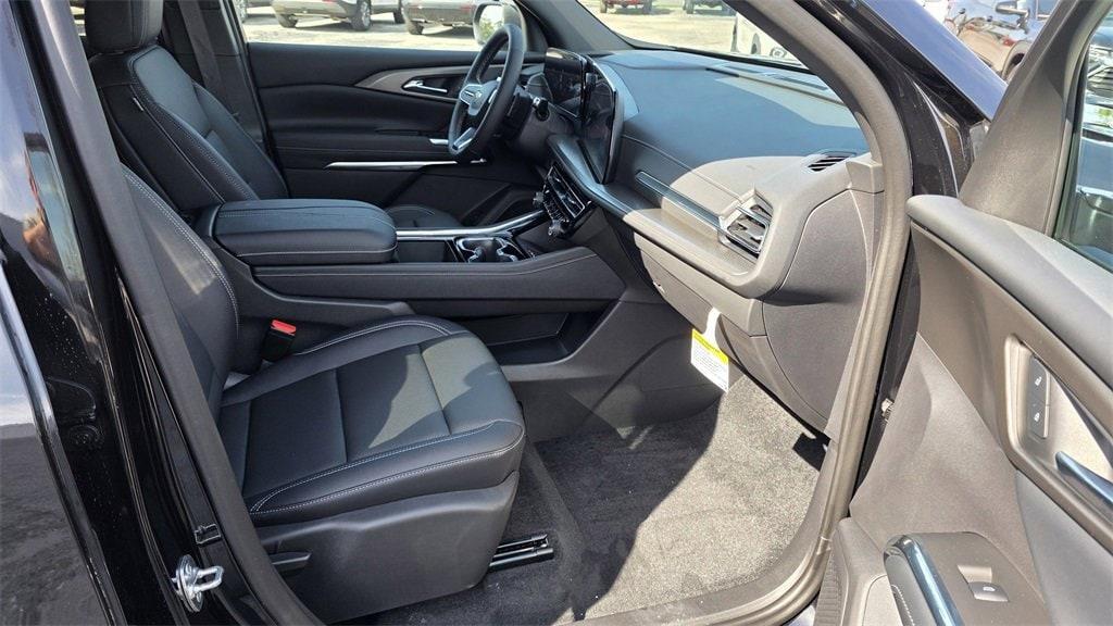 new 2025 Chevrolet Traverse car, priced at $42,285