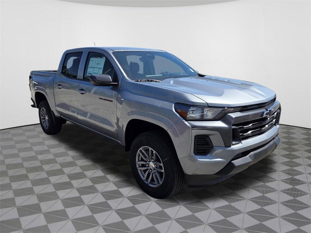new 2025 Chevrolet Colorado car, priced at $36,755