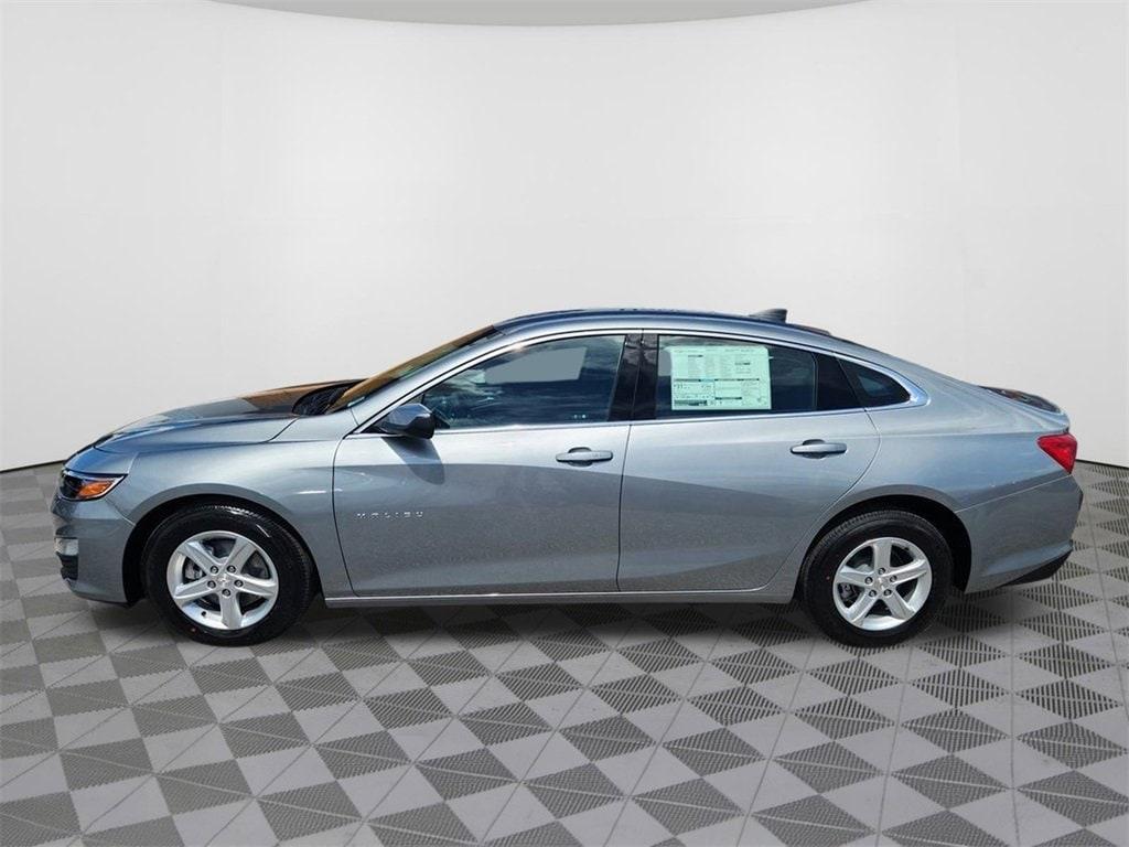 new 2025 Chevrolet Malibu car, priced at $21,995