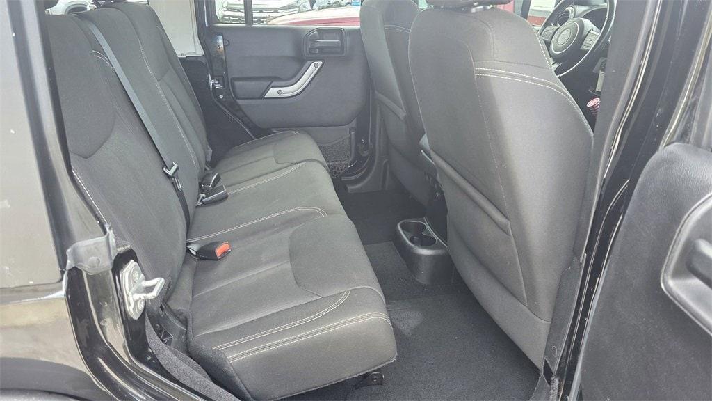 used 2015 Jeep Wrangler Unlimited car, priced at $19,995