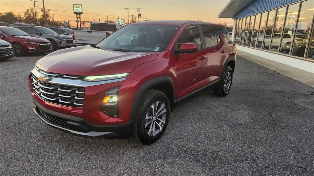 new 2025 Chevrolet Equinox car, priced at $28,990