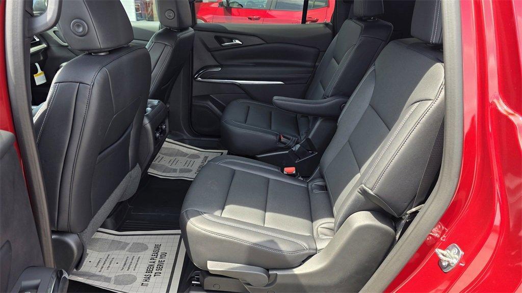 new 2025 Chevrolet Traverse car, priced at $40,595
