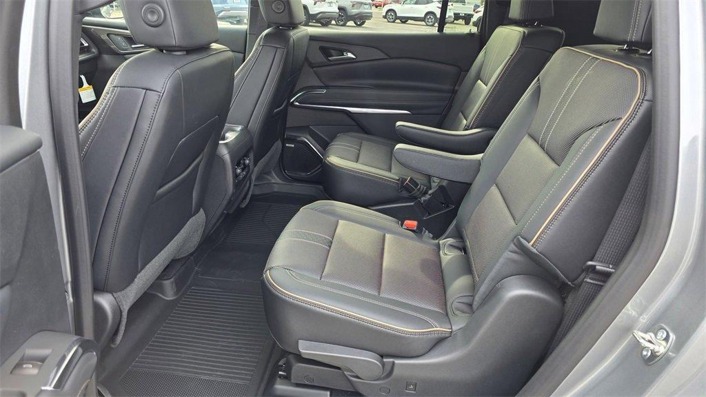 new 2025 Chevrolet Traverse car, priced at $54,435