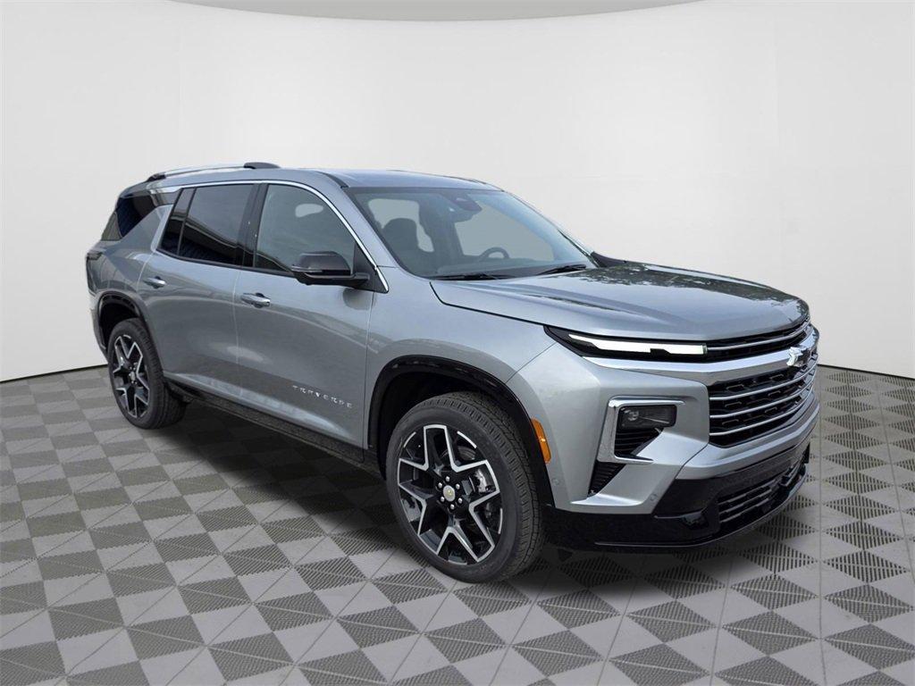 new 2025 Chevrolet Traverse car, priced at $54,435