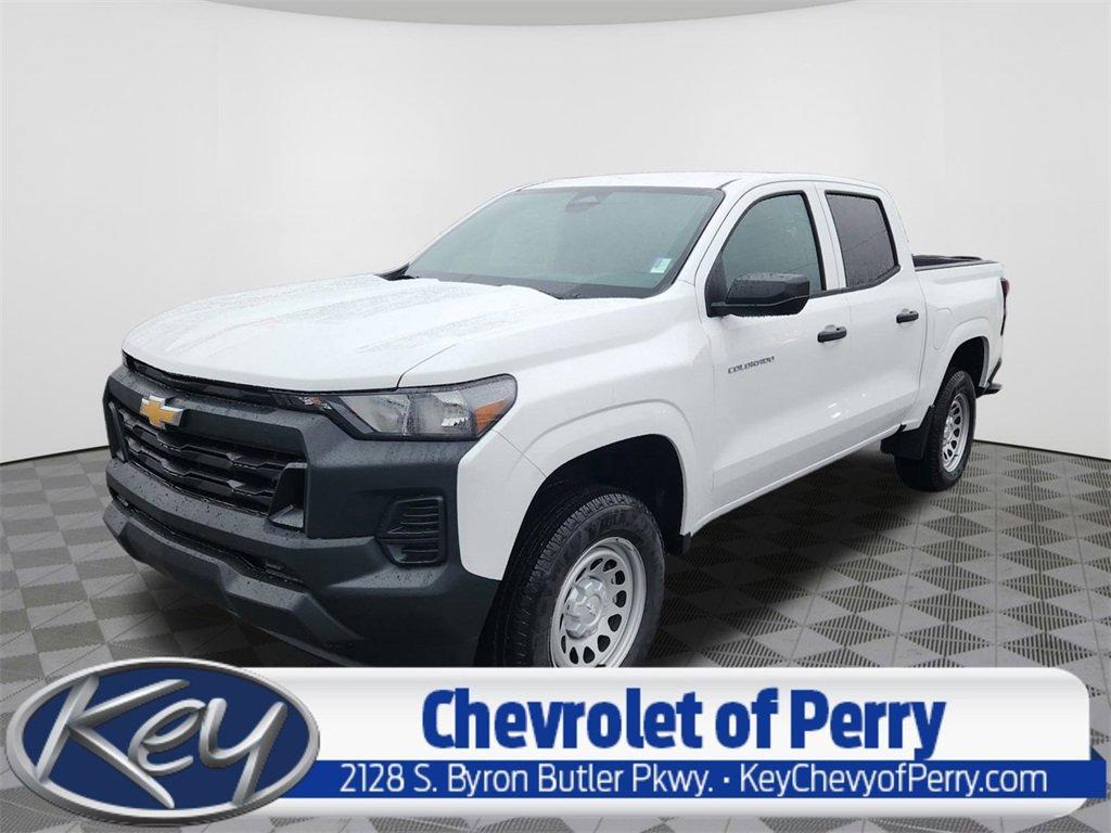 new 2025 Chevrolet Colorado car, priced at $30,630